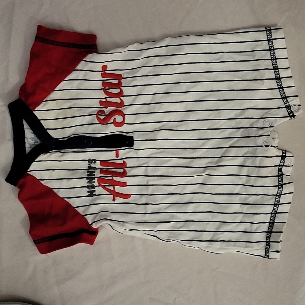 Sporty baby outfit